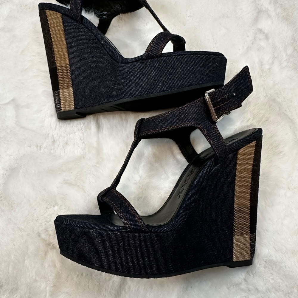 Burberry denim navy and Tan Heeled Sandals wedge - Picture 3 of 12